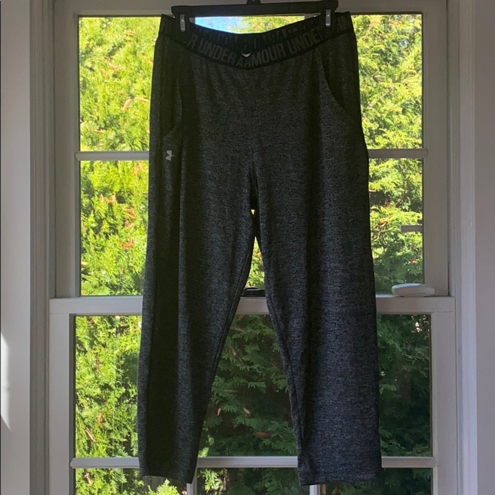 NWOT! Under Armour size M sweatpants